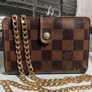 Authentic Louis Vuitton Damier Kisslock Wallet